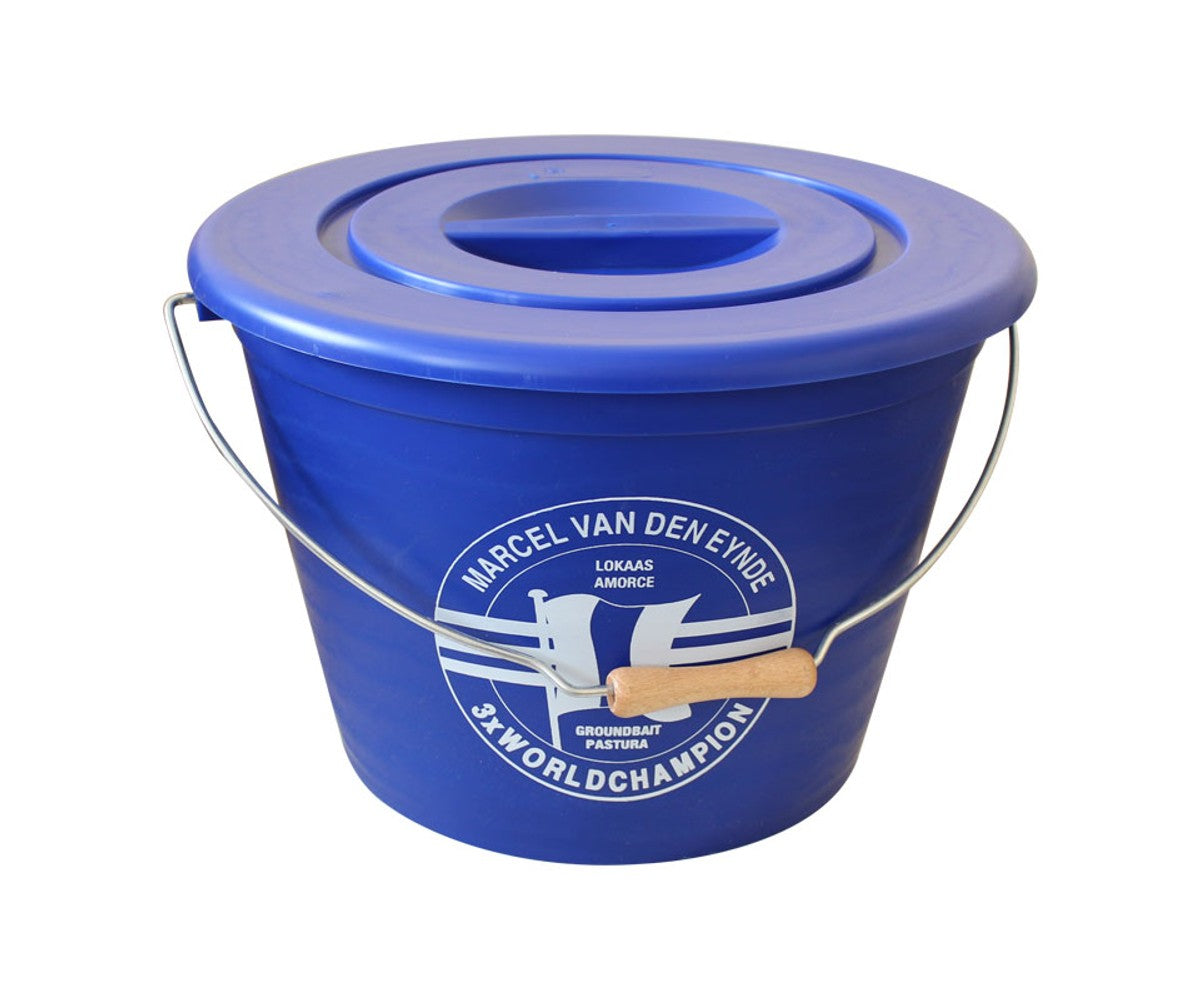 Кофа за захранка VDE с капак и леген