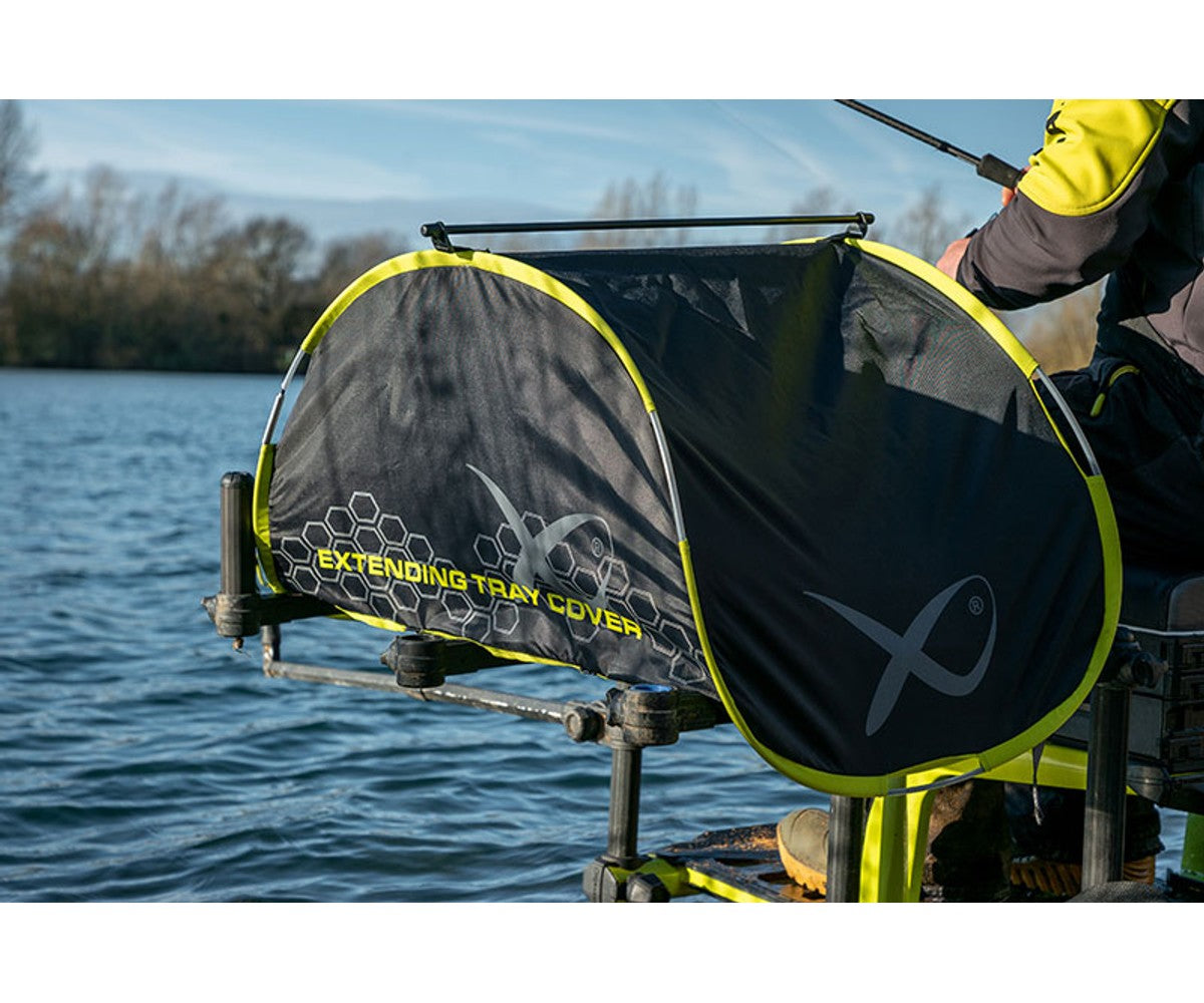 Покривало за маса Matrix Extending Side Tray Cover