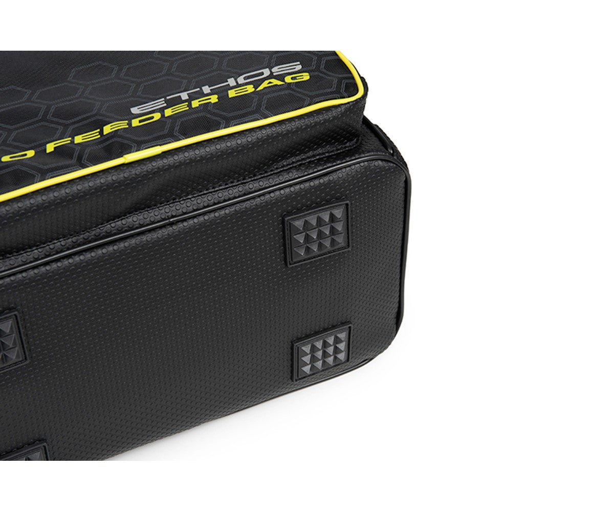 Чанта Matrix Ethos Feeder Case