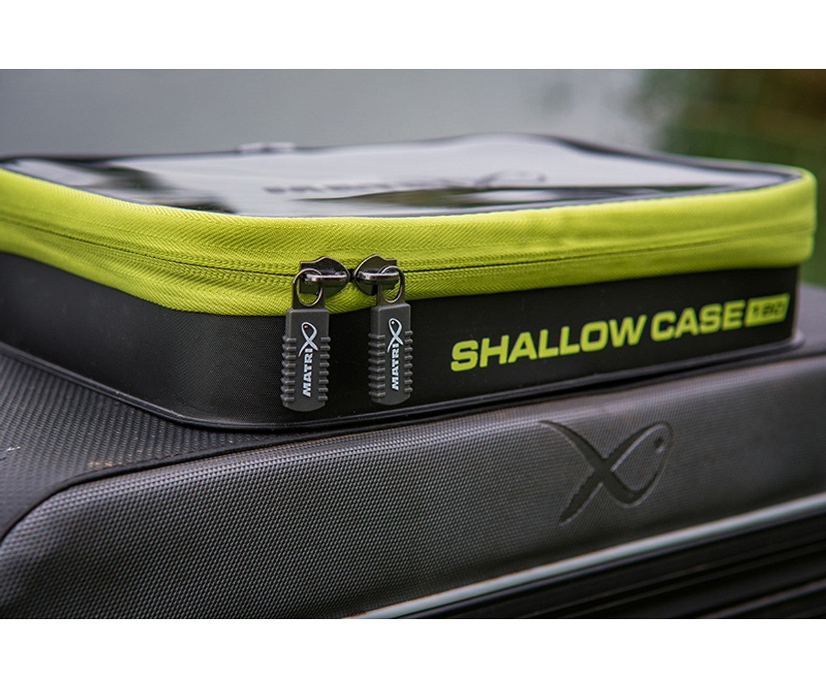 Чанта за аксесоари Matrix Shallow EVA Case 180