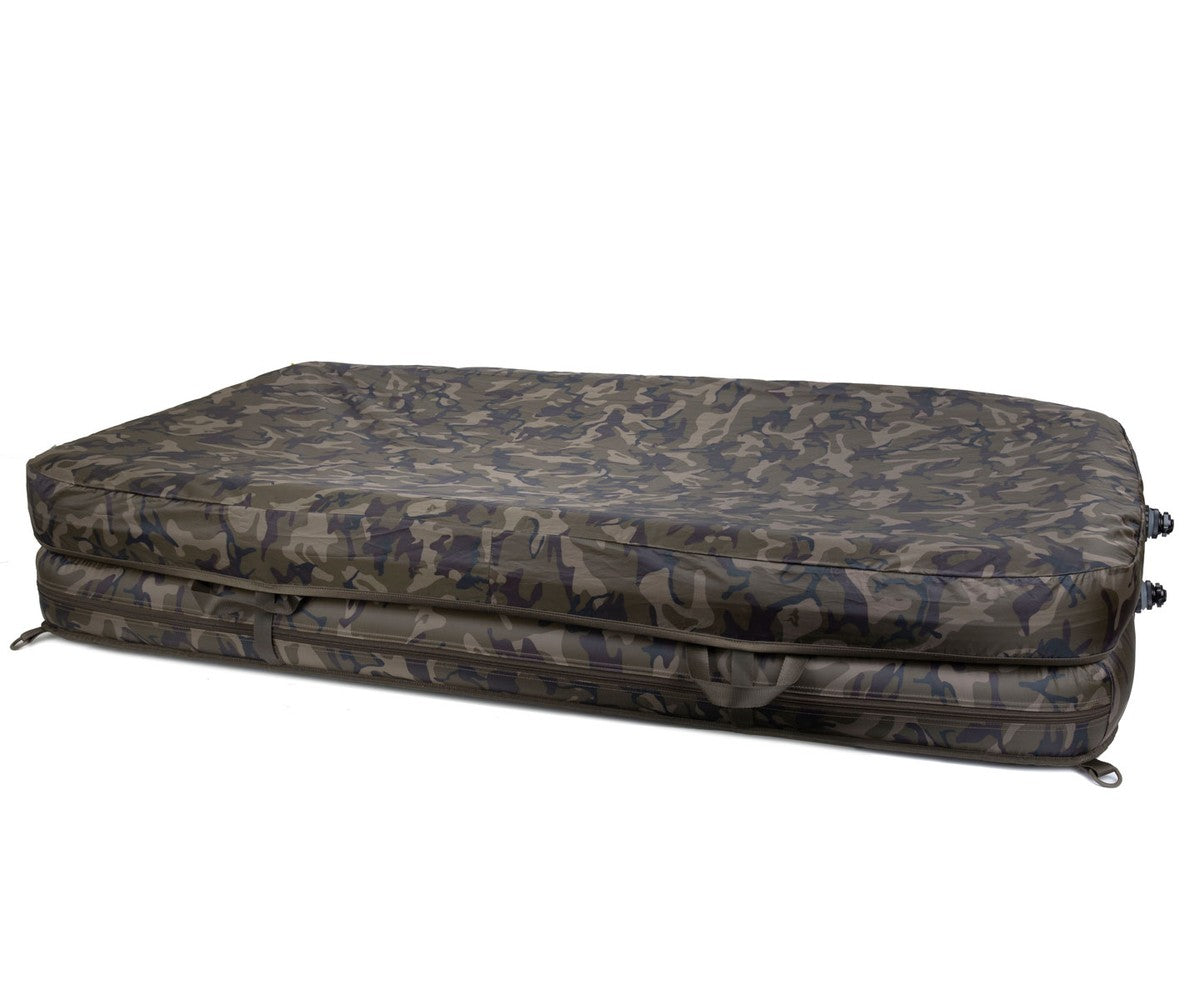 Надуваем дюшек Fox Carpmaster Air Mat