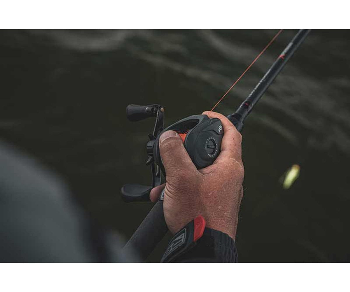 Бейткастинг макара Fox Rage Warrior Baitcaster