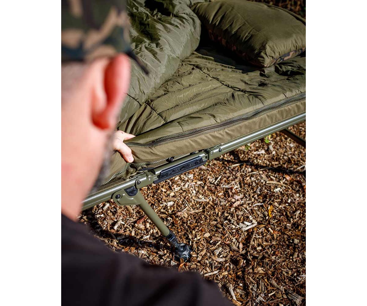 Легло със спален чувал Fox Flatliner X System