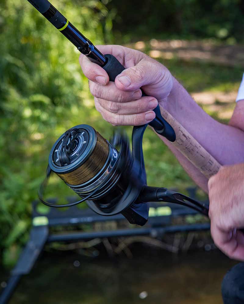 Макара Matrix Aquos Ultra 6000