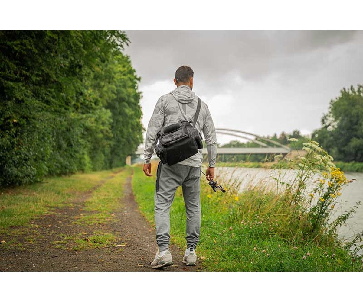 Чанта Fox Rage Voyager Camo Tackle Bag