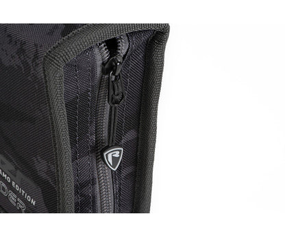Класьор за меки примамки Fox Rage Voyager Camo Soft Bait Binder
